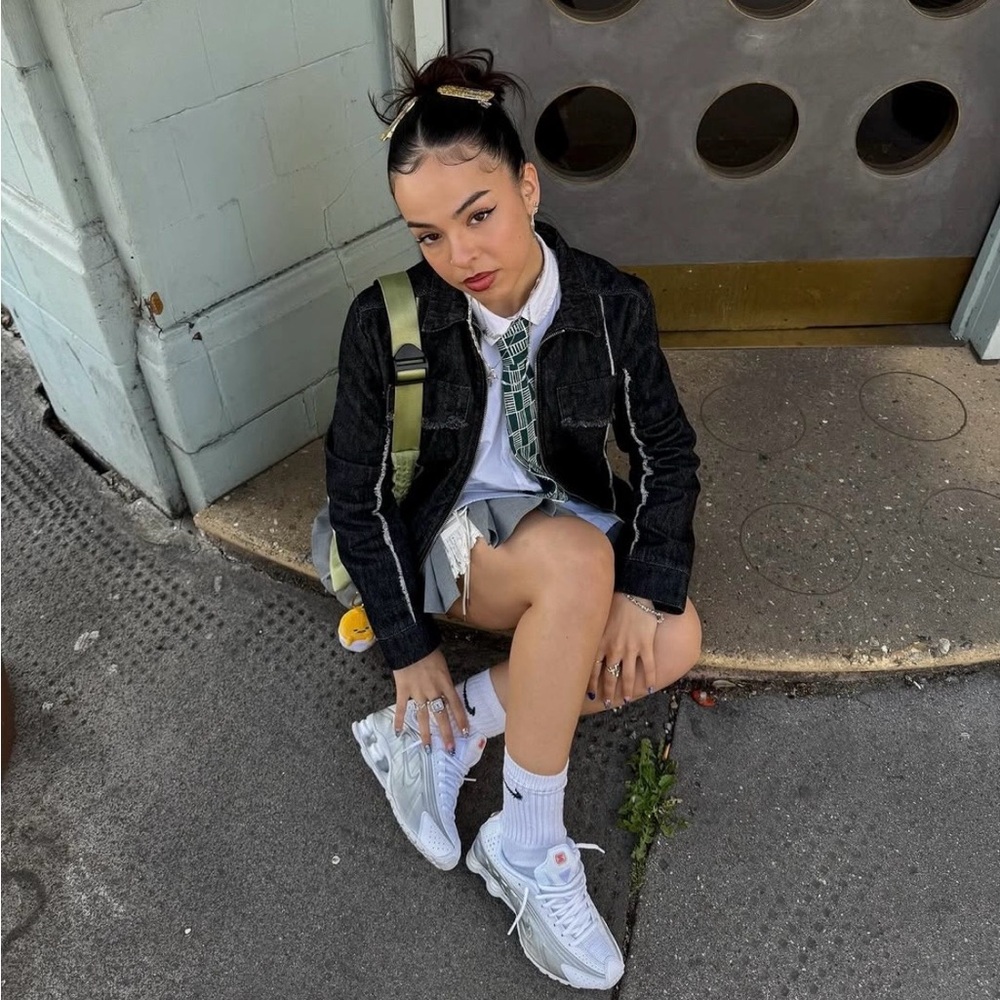 Nike 💅✨ Shox R4 Sneakers White Metallic Silver Running Shoes AR3565-101 8 8.5 9